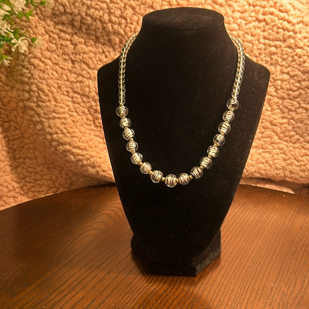 Clear and black swirl beaded necklace w/ lobster closure